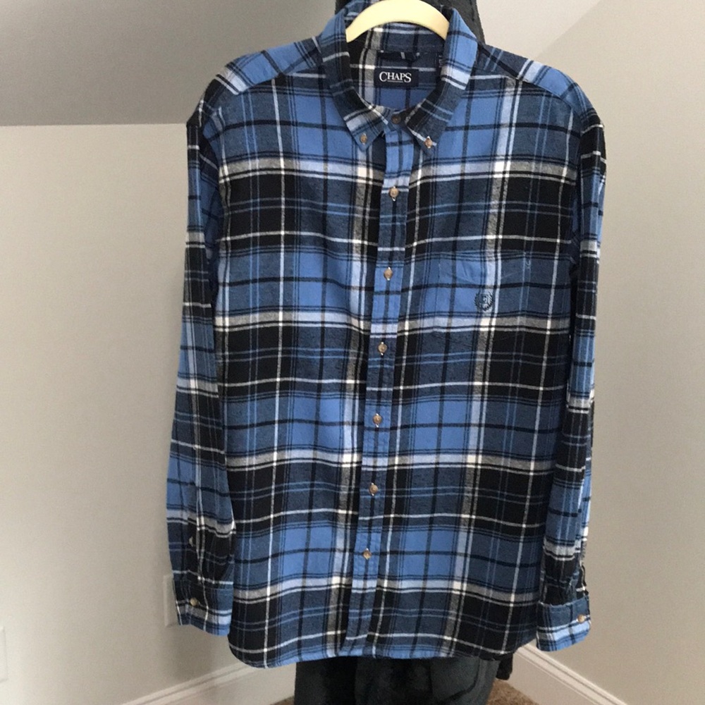 CHAPS MEN'S BLUE/BLACK/WHITE FLANNEL LONG SLEEVE BUTTON UP